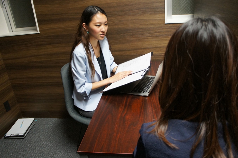 プログリットの面談写真